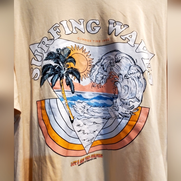 Shein, Women's size Large, T-Shirt, Brand New, Never Worn, Surfing Waves - Picture 2 of 7